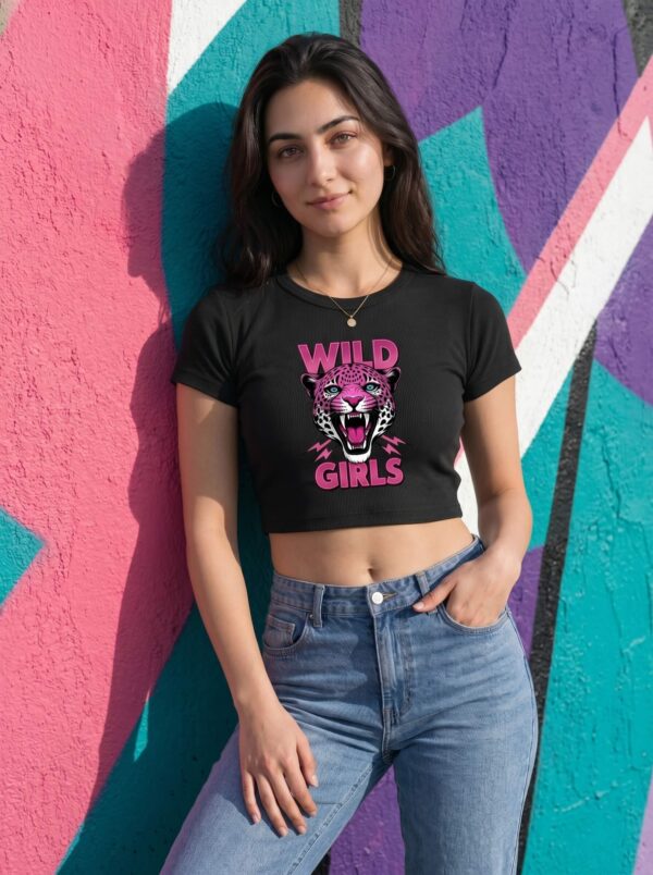 Use_0.png_as_the_identity_202606032250 (2) Wild Girls Crop Top – Fierce Leopard Graphic Crop Tee